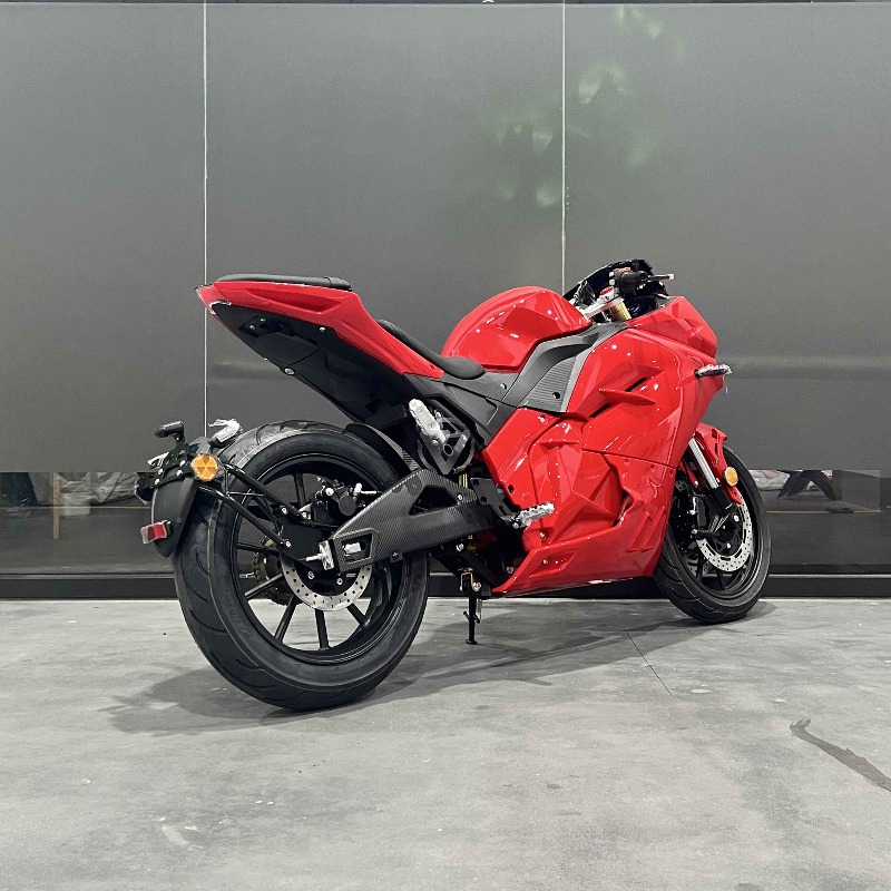 STLF VOLTPOWER SONIC Yarış Ele - 72V 5000W Electric Motorcycle incelemesi ve fiyatı